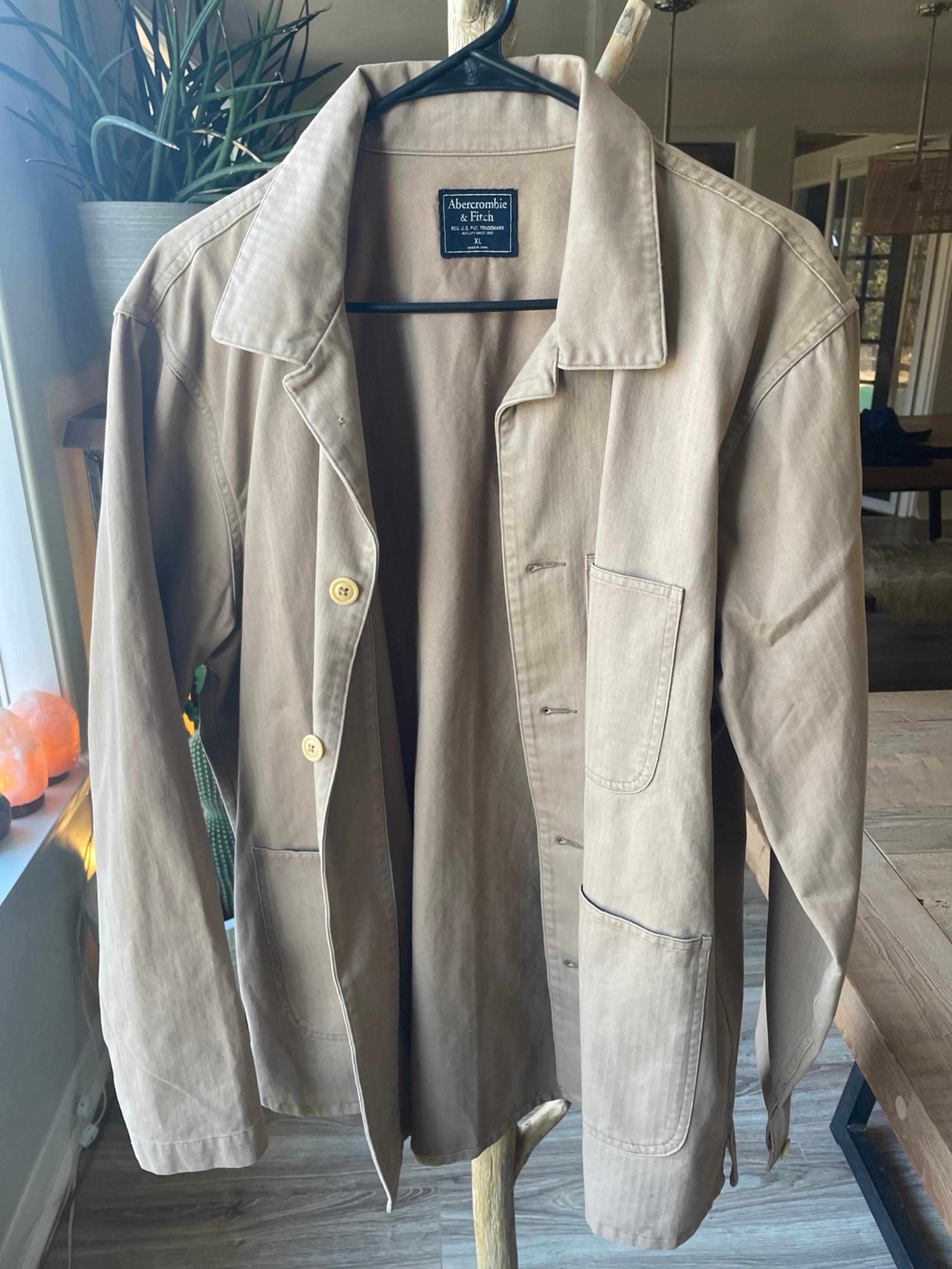 Men’s Abercrombie & Fitch jacket size XL. New, no tags