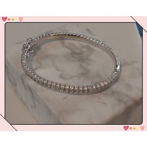 Stunning 18KWGP Genuine Pave Diamond Simulant Bangle Bracelet
