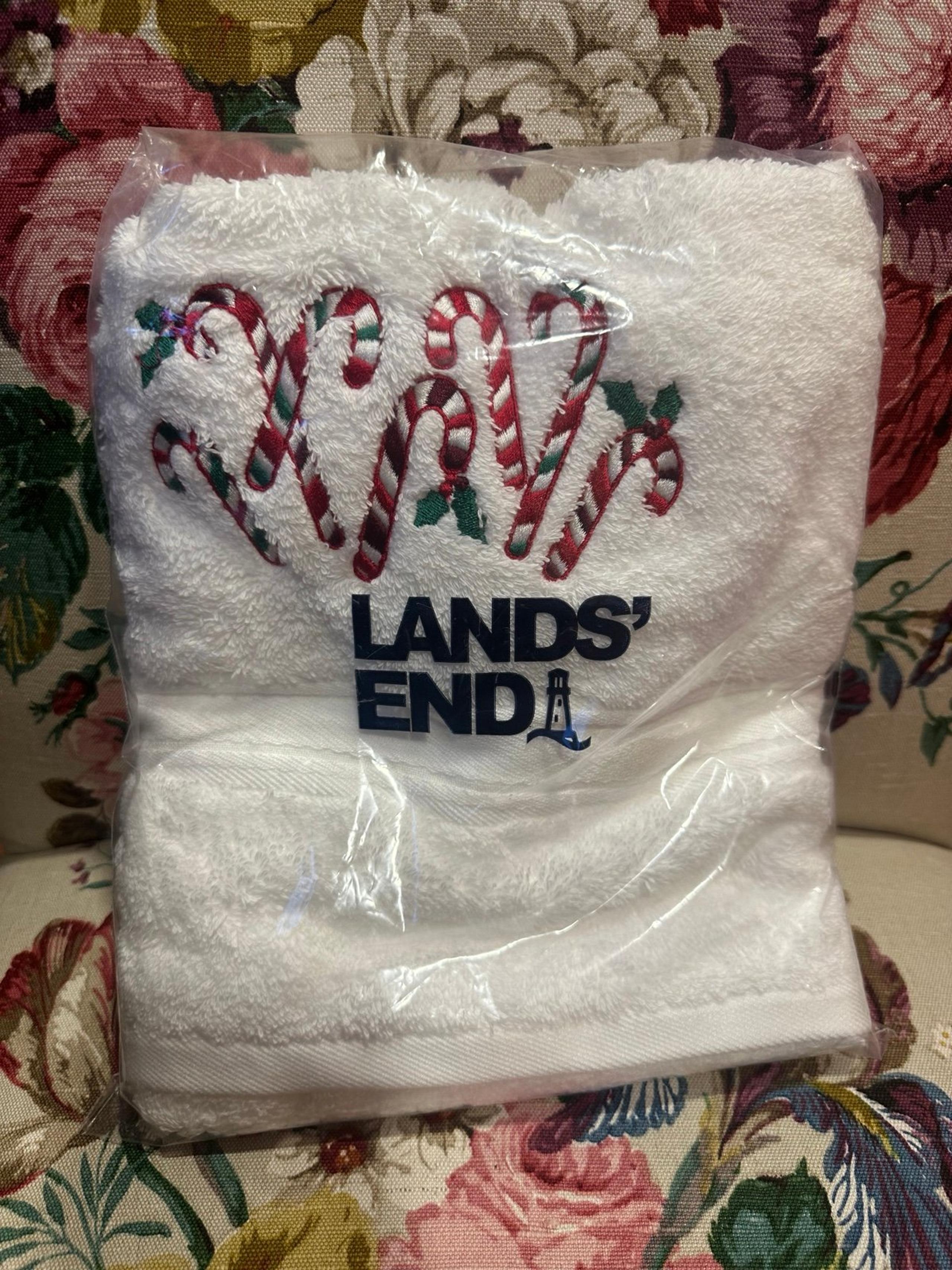 NEW Lands End Embroidered Candy Canes Hand Towel