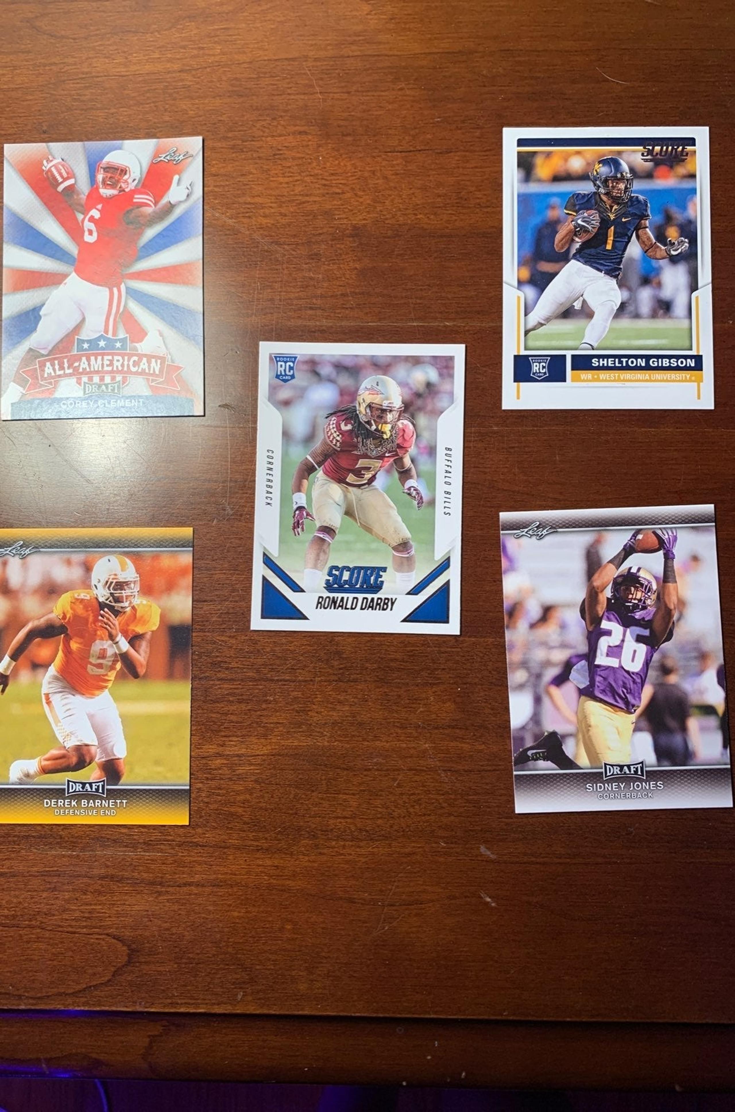 Insane Eagles rookie Football trading ca