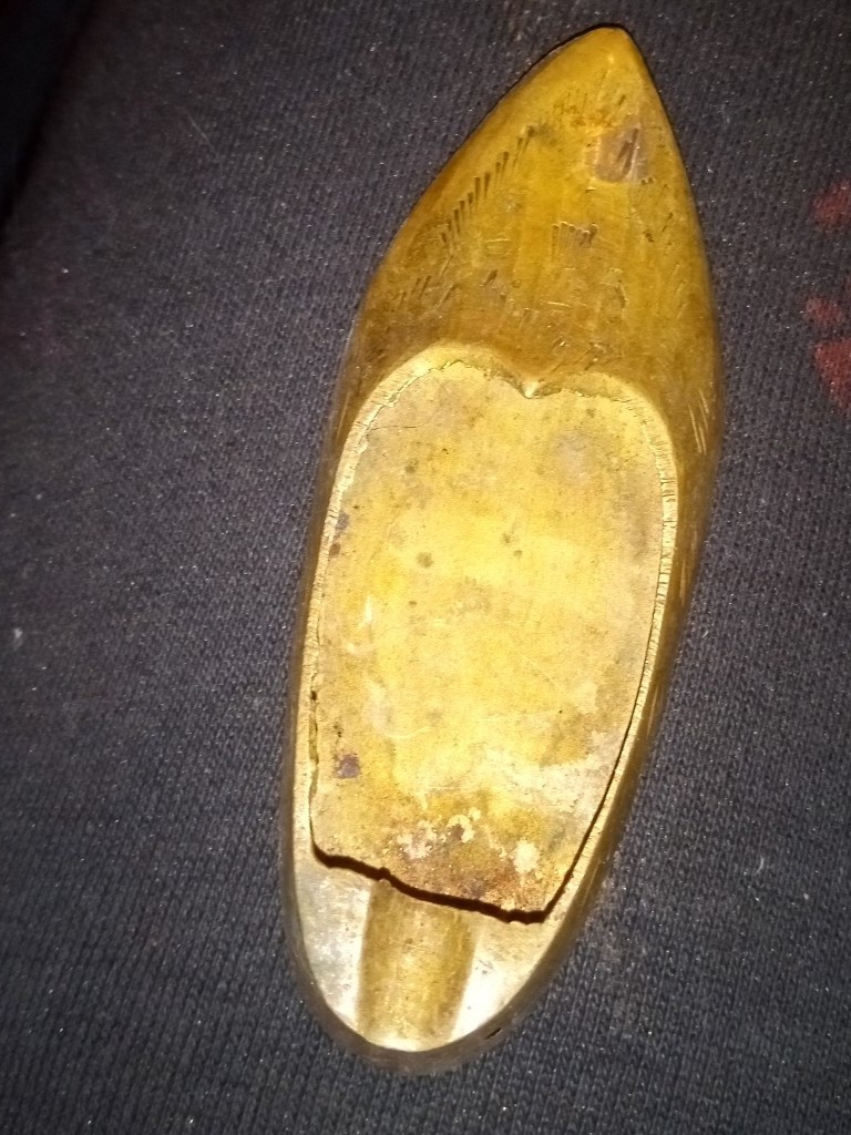Vintage Beautiful Hand Crafted Brass Shoe Shape Ash Tray -