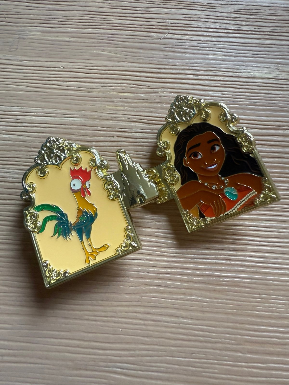 Moana HKDL Mystery Pin Set