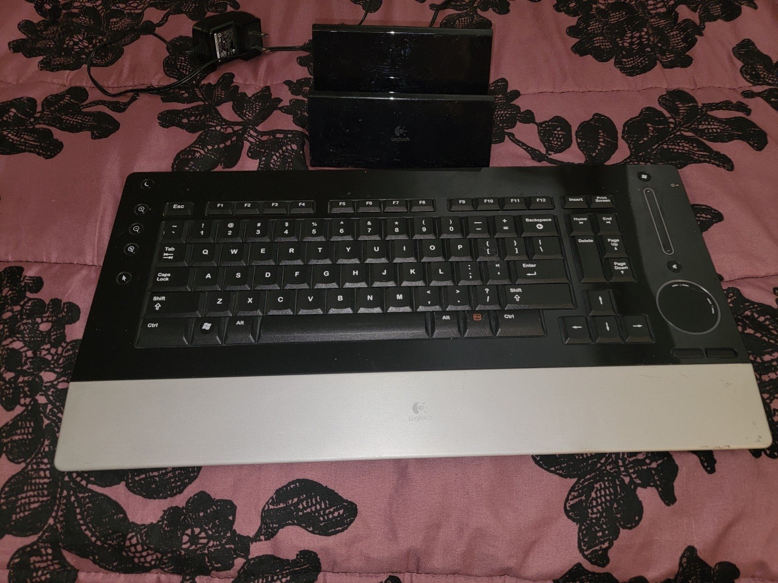 Keyboard logitech