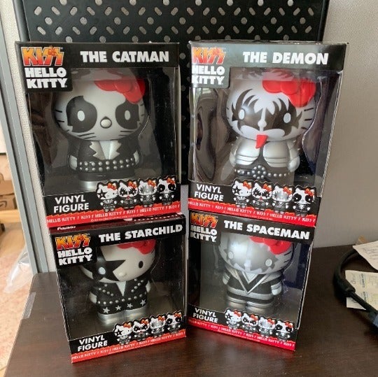 Funko Hello Kitty KISS Pops