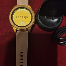 Samsung Galaxy Watch 42mm rose gold and