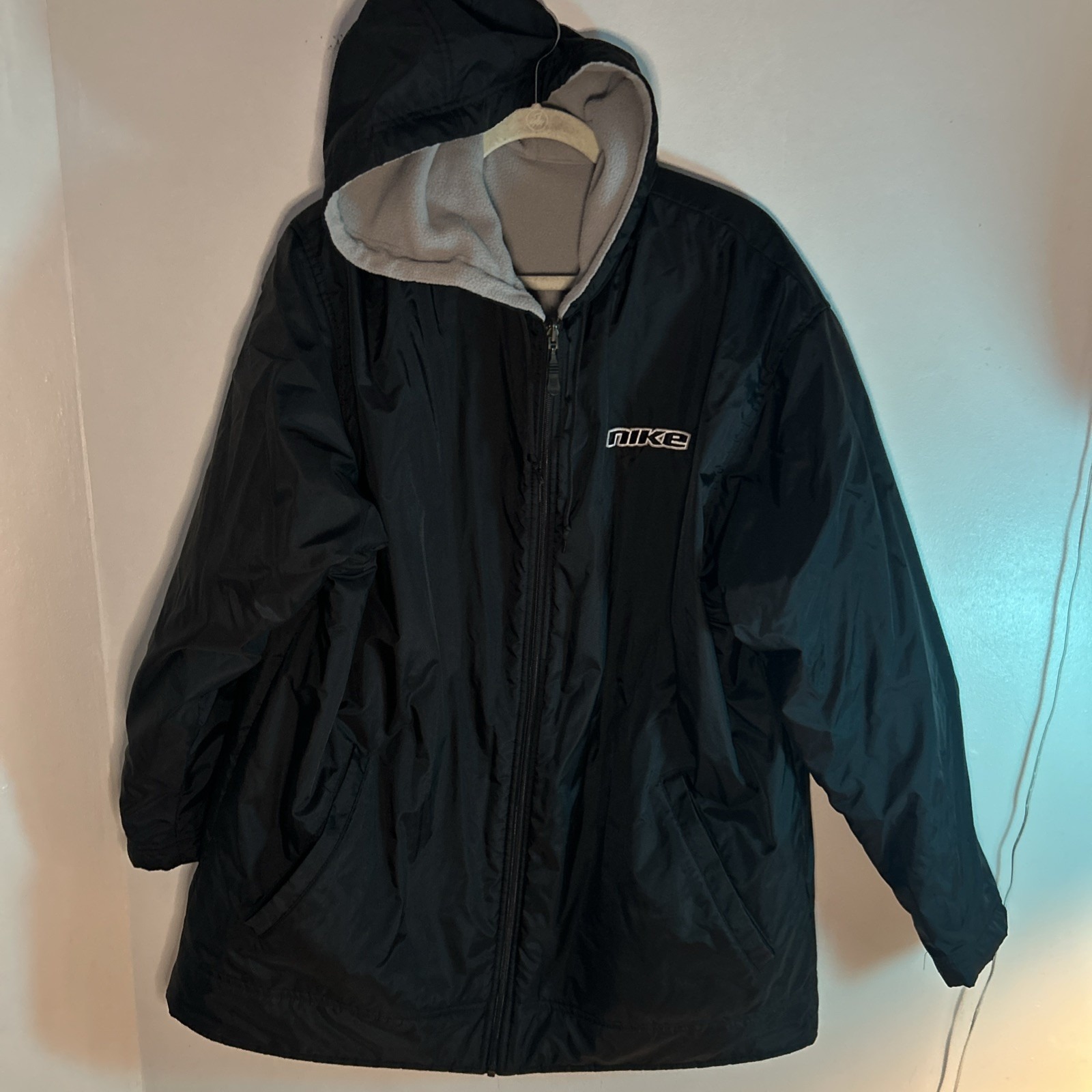 Nike Sportswear Reversible Jacket Mens Size Large Black Coat Vintage Spell out