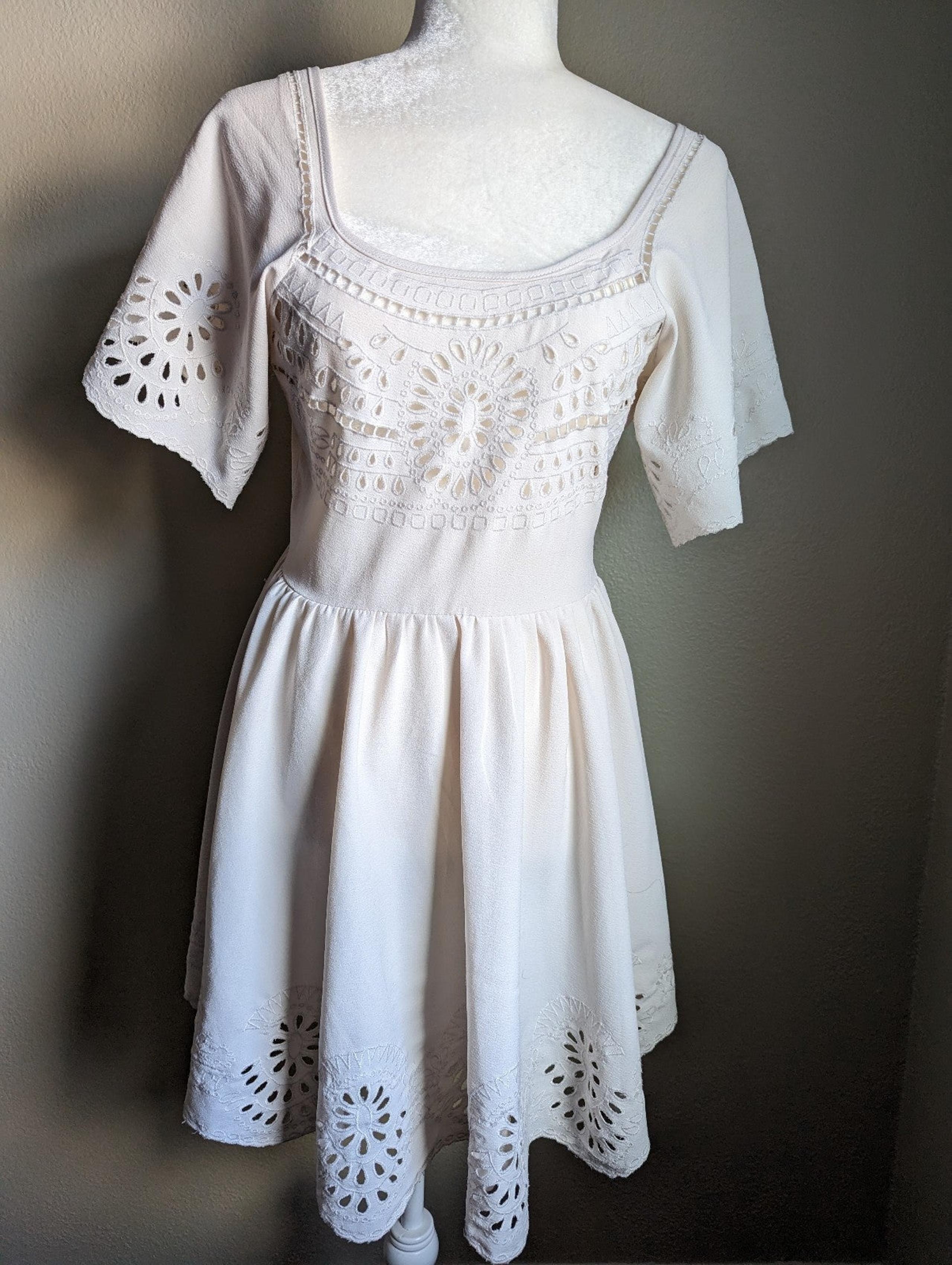 Beige Dress Urban Outfitters Staring at Stars Size 4