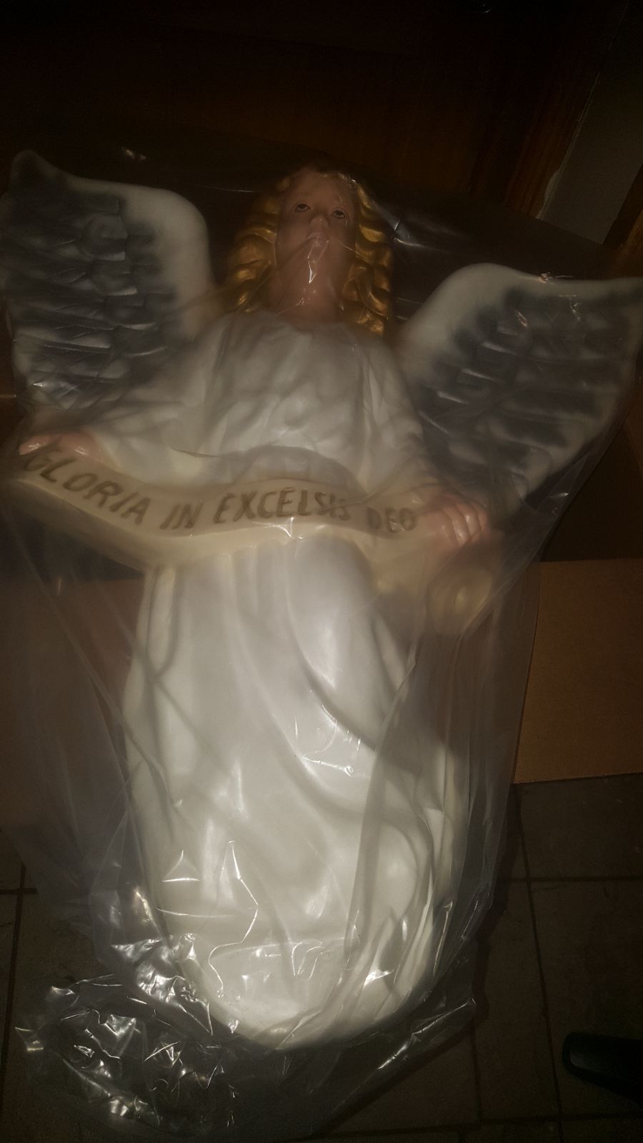 Hanging angel Nativity