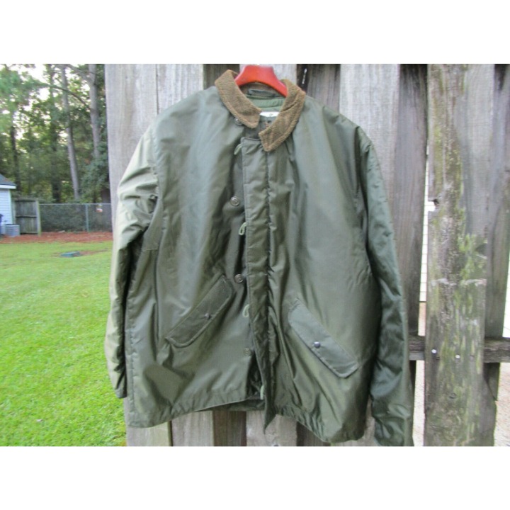Vintage Alpha Industries Extreme Cold Weather XLarge Jacket Green - H