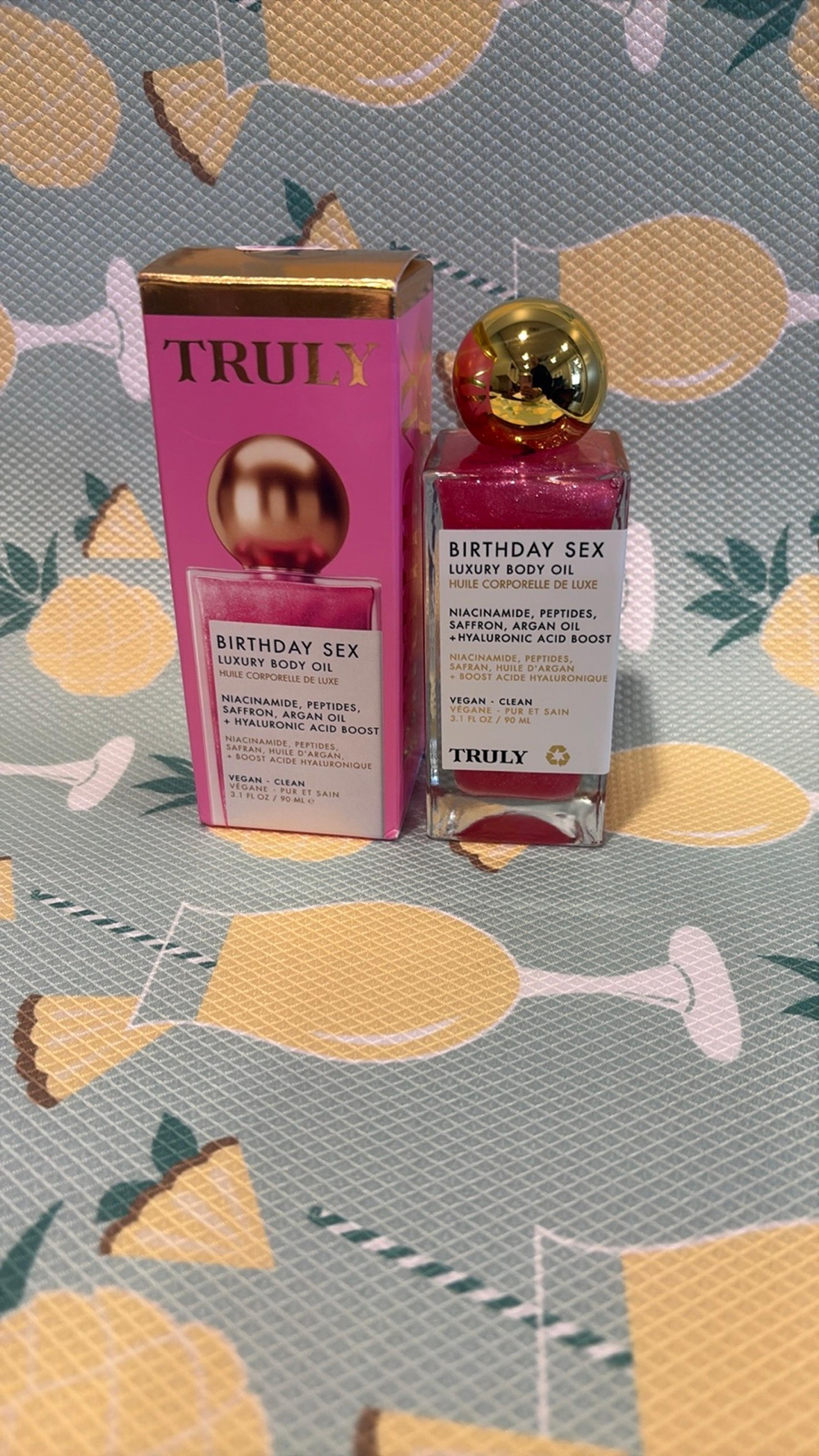 Truly Birthday Sex Body Oil