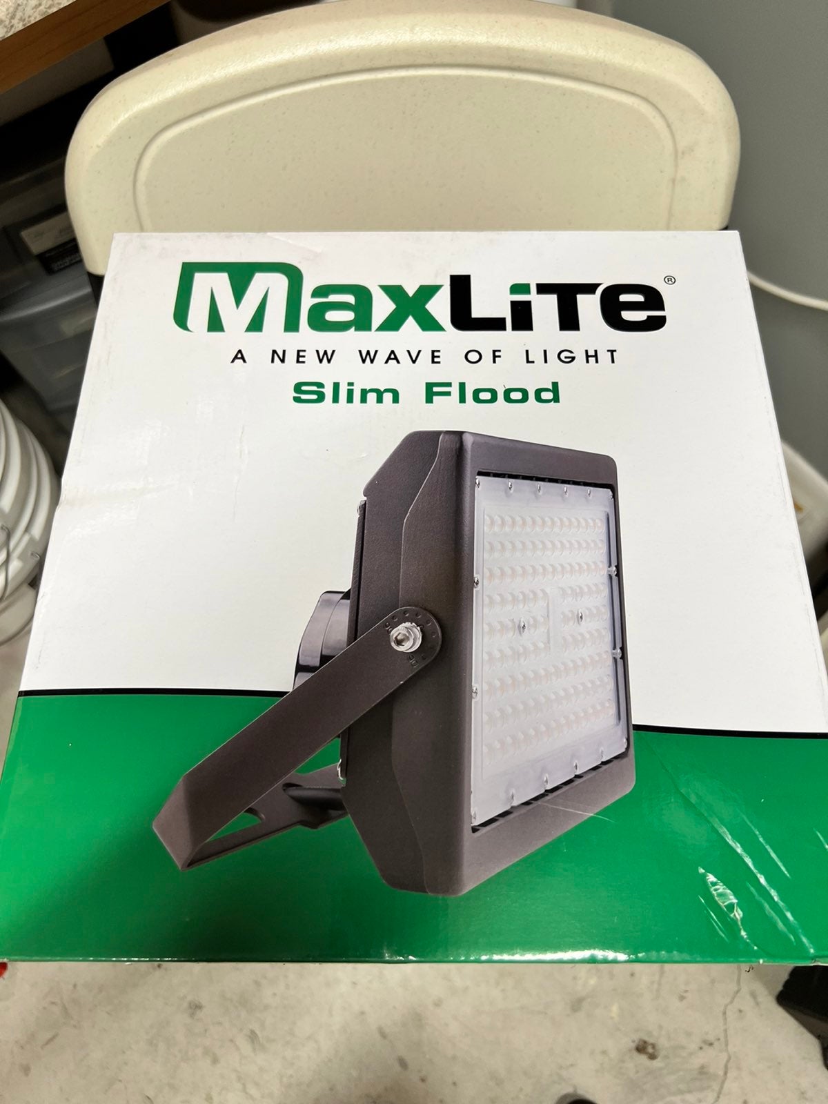 Maxlite MSF70 Slim Flood Light 70 Watts 120-277