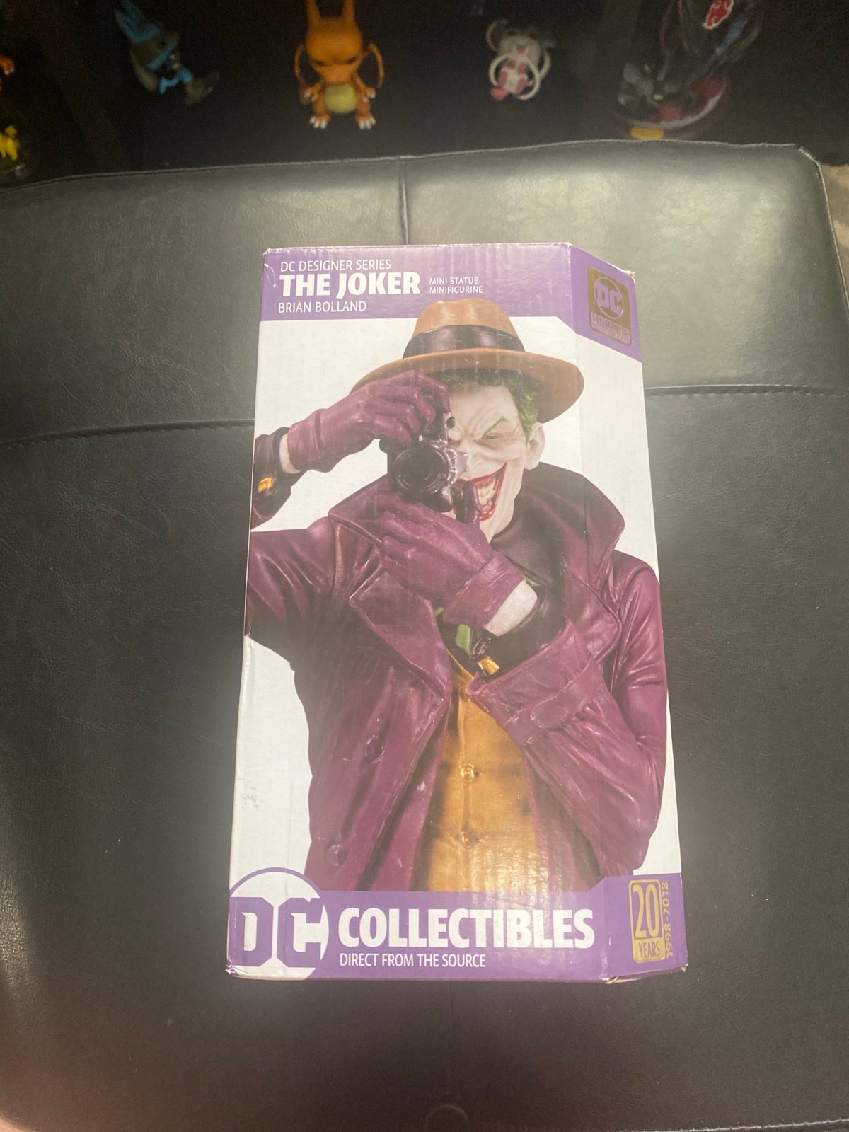 DC Designer Series The Joker by Brian Bolland 13.71" Statue