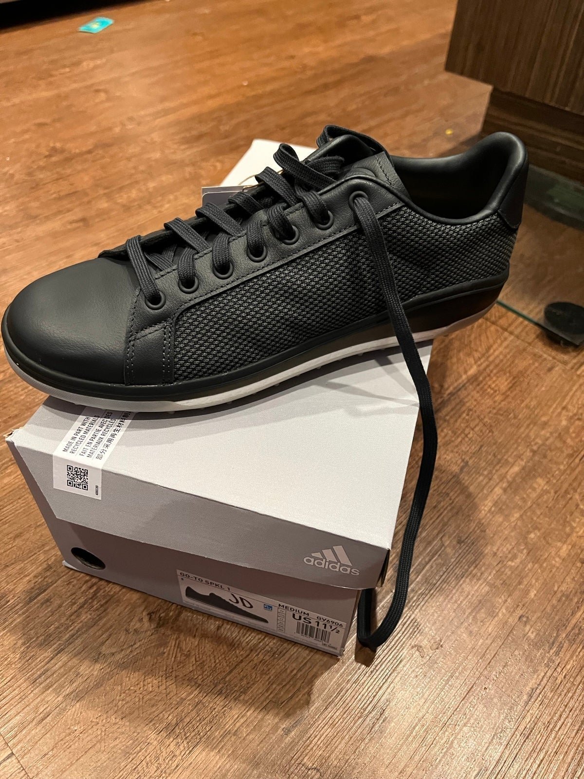 Adidas go-to spikeless golf shoes (BNIB) 11.5