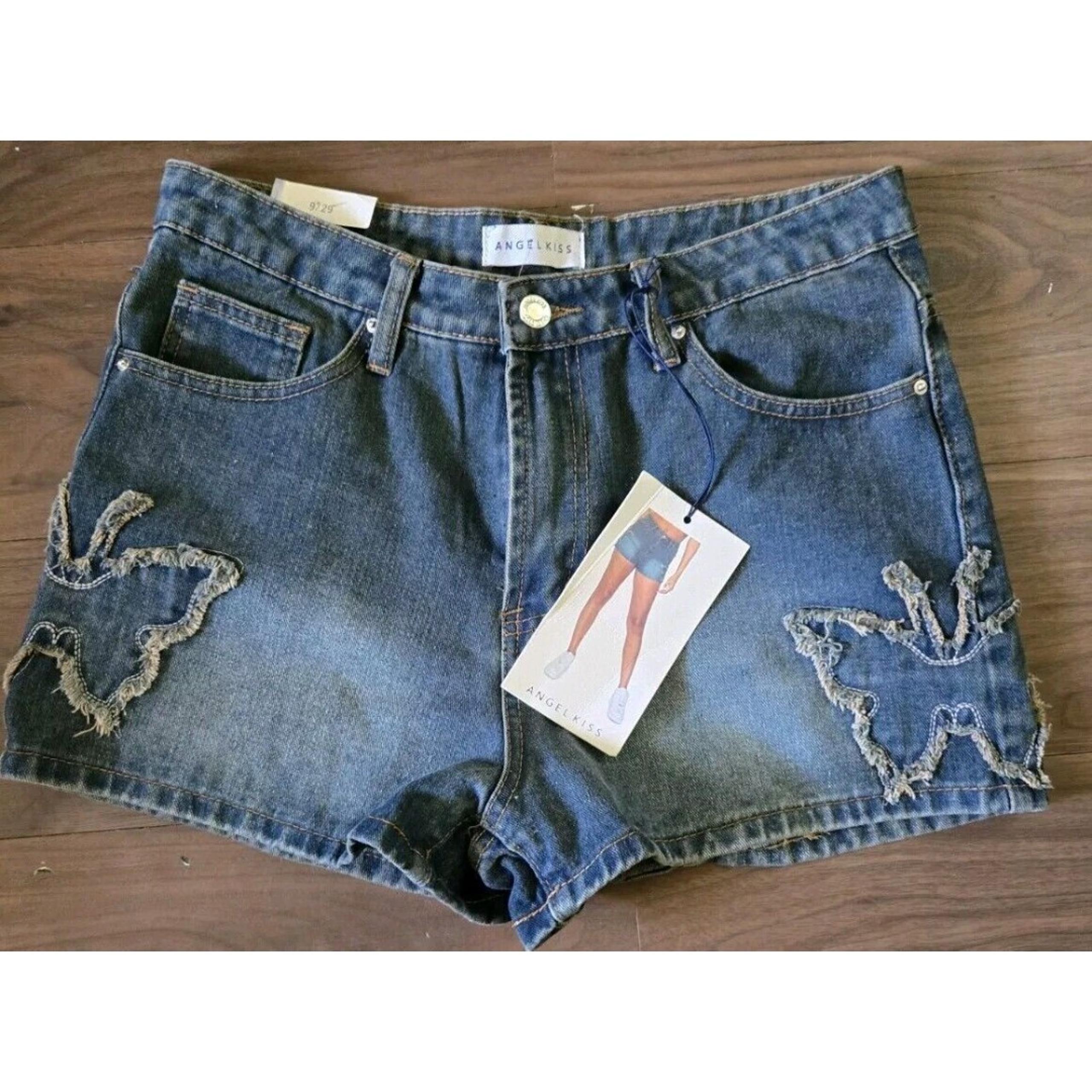 Angel Kiss Womens Jean Shorts Sz 29 Butterfly Embroidered Summer Casual