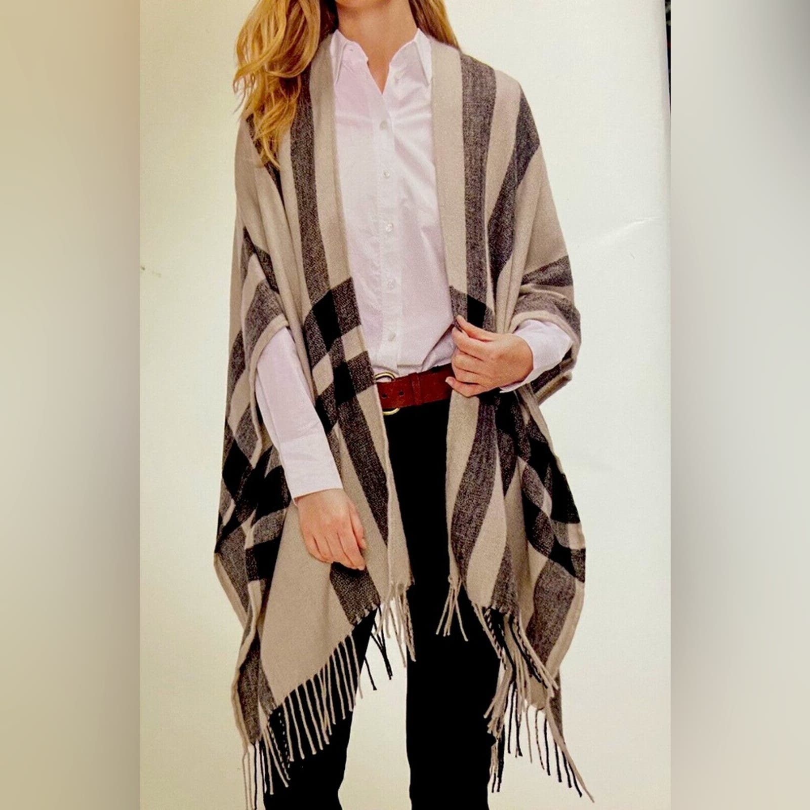 Banana Republic Cashmere Blend Wrap, Fringe Detail, OS, NWT