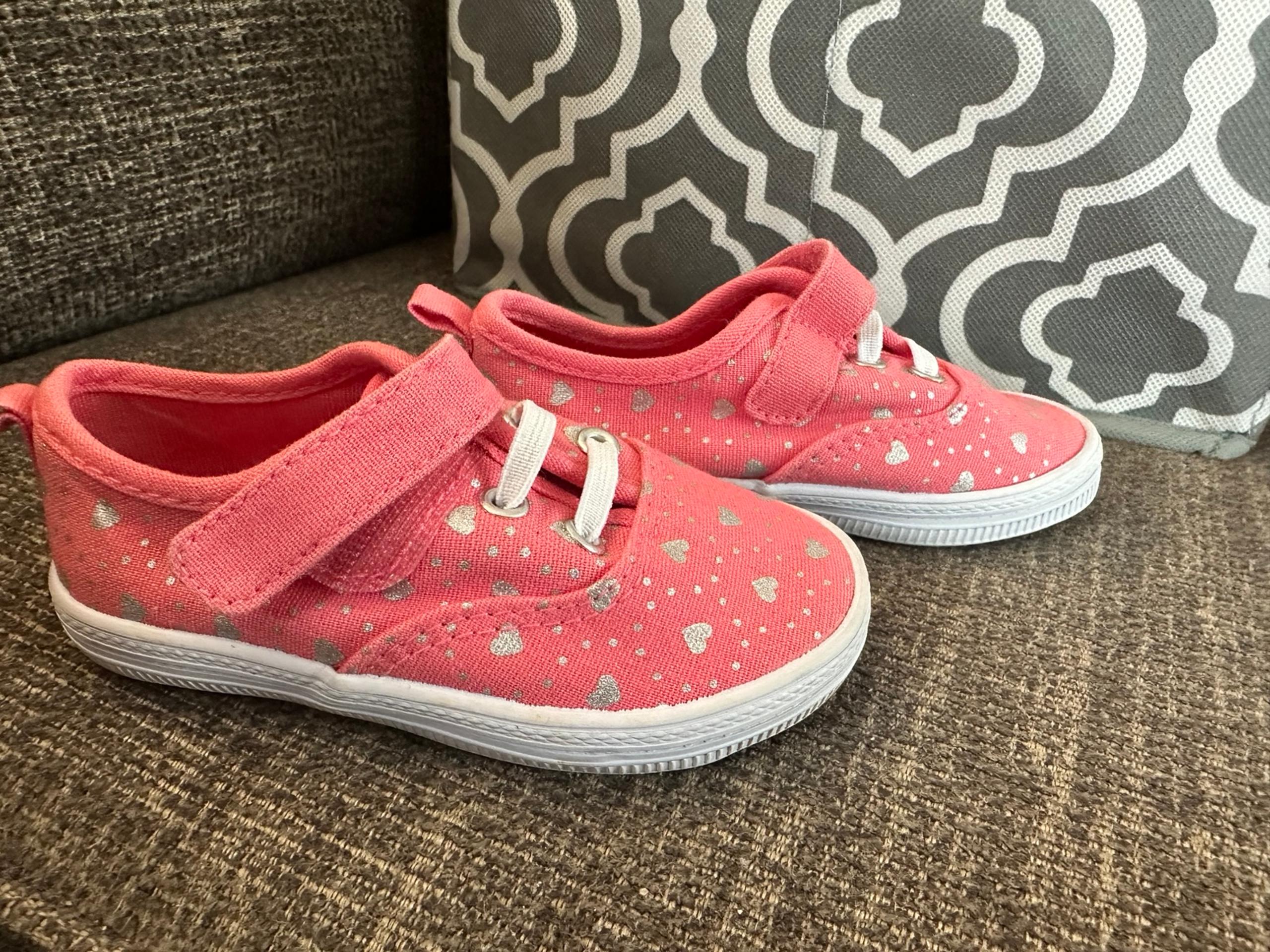 Zoe & Zac Pink Shoes Toddler Size 6