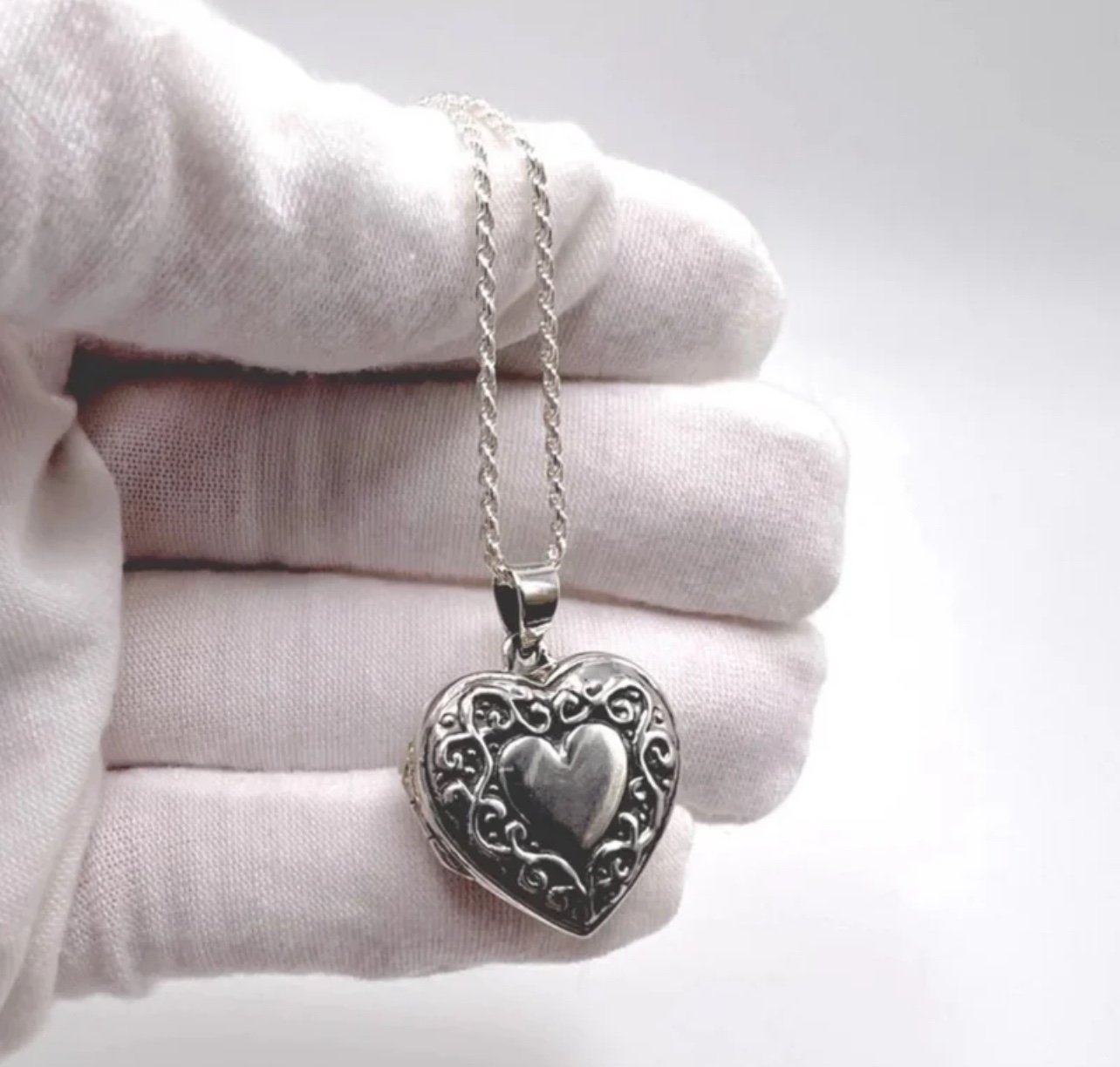.925 Sterling Silver Victorian Inspired Heart Locket Necklace