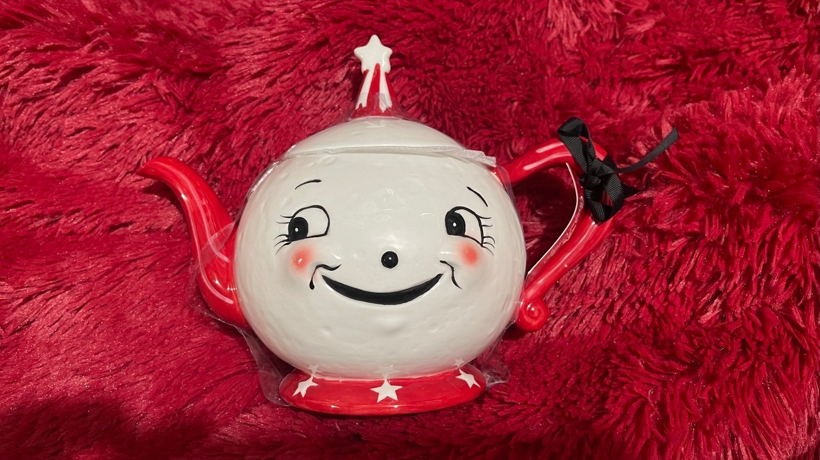 Johanna Parker Red Luna Tea Pot
