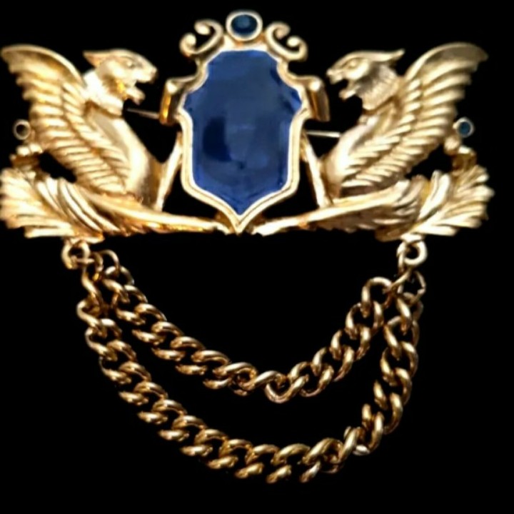 Vintage Trifari Griffon Coat of Arms Brooch Blue Enamel Rhinestones Gold Tone