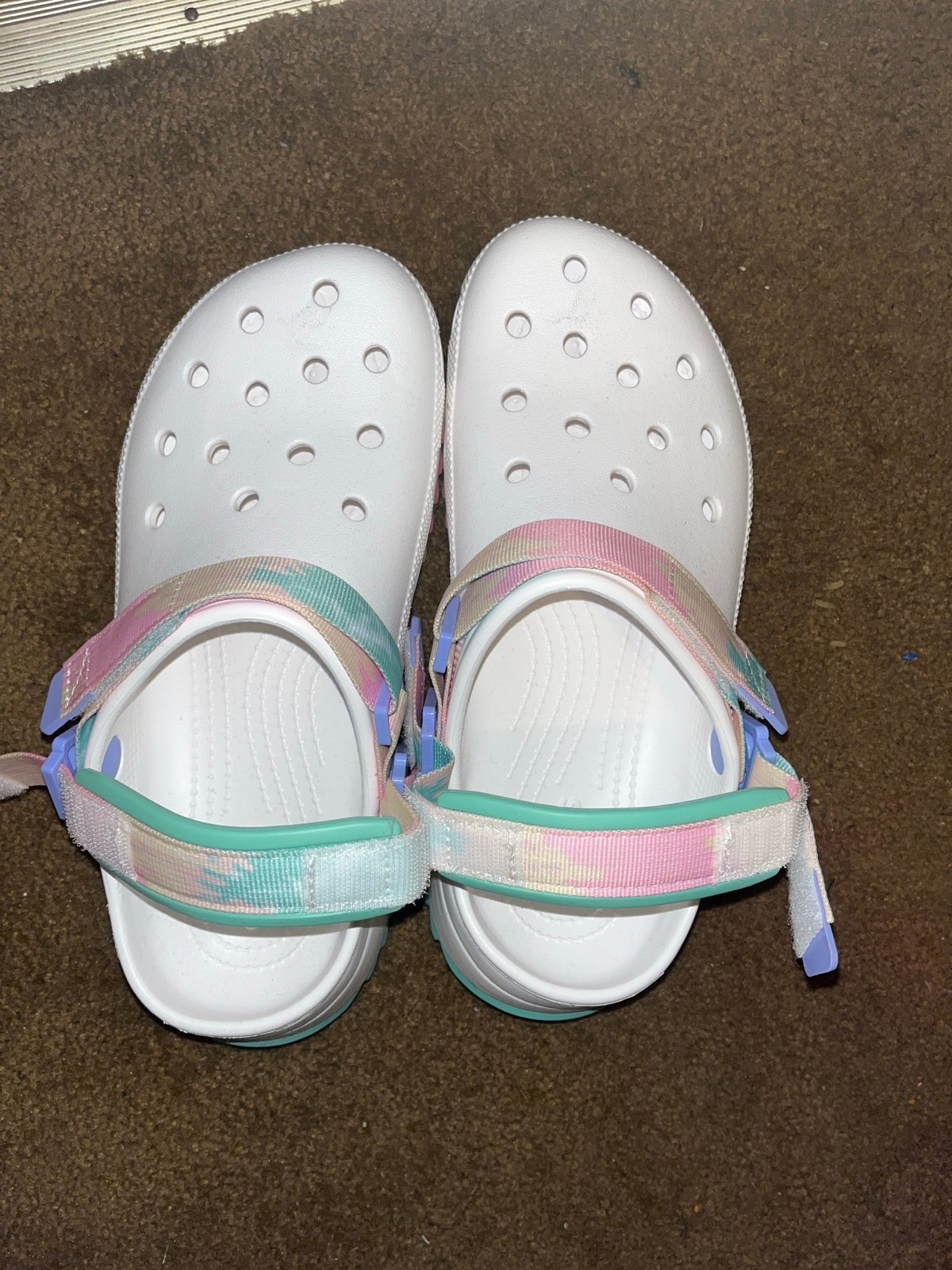 platform Crocs size women 9