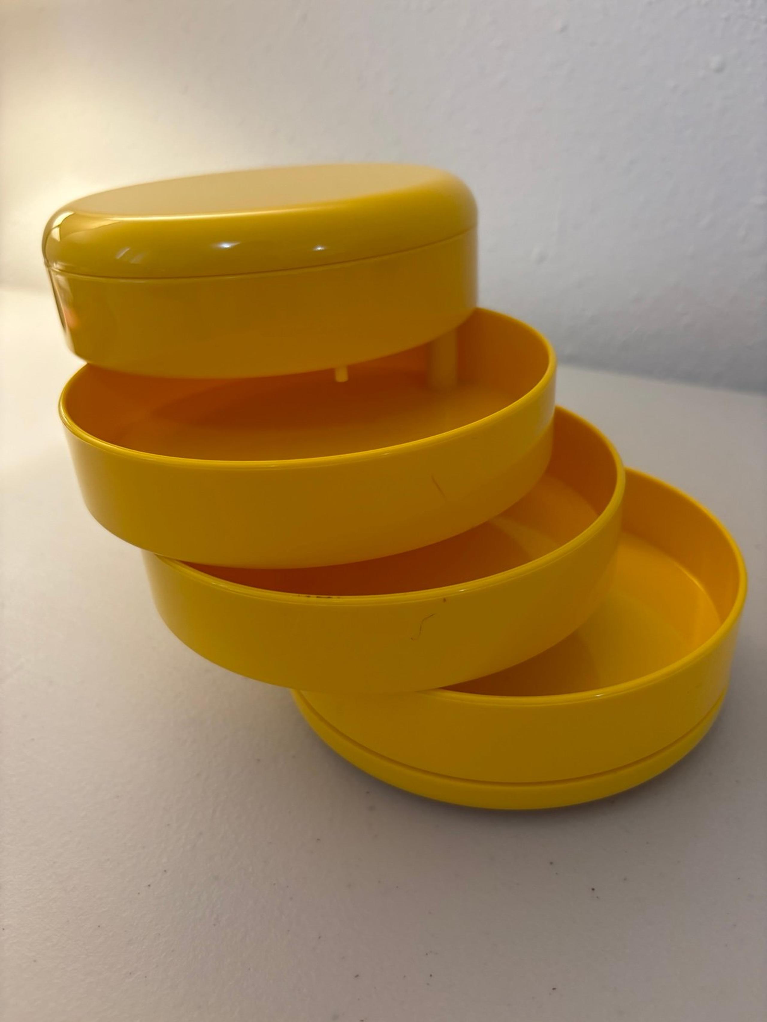 1980s Interdesign Yellow Swivel Plastic Container Desktop Organizer Jewelry Box