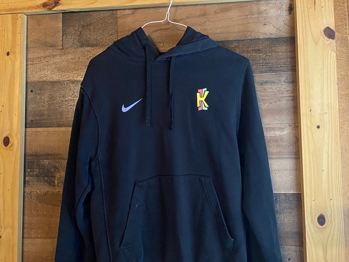 Spongebob Squarepants Hoodie Mens Small Kyrie Irving X Bikini Bottom Nike Adult