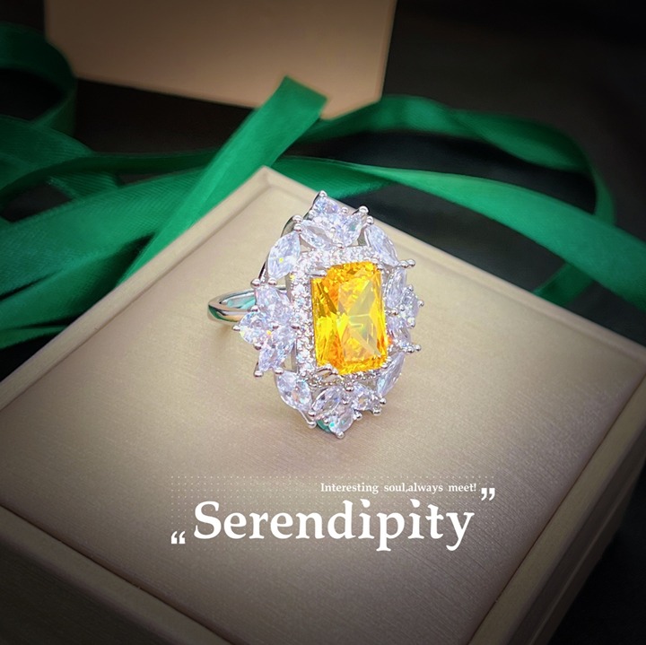 Ladies Yellow Diamond Ring [Opening Adjustment]