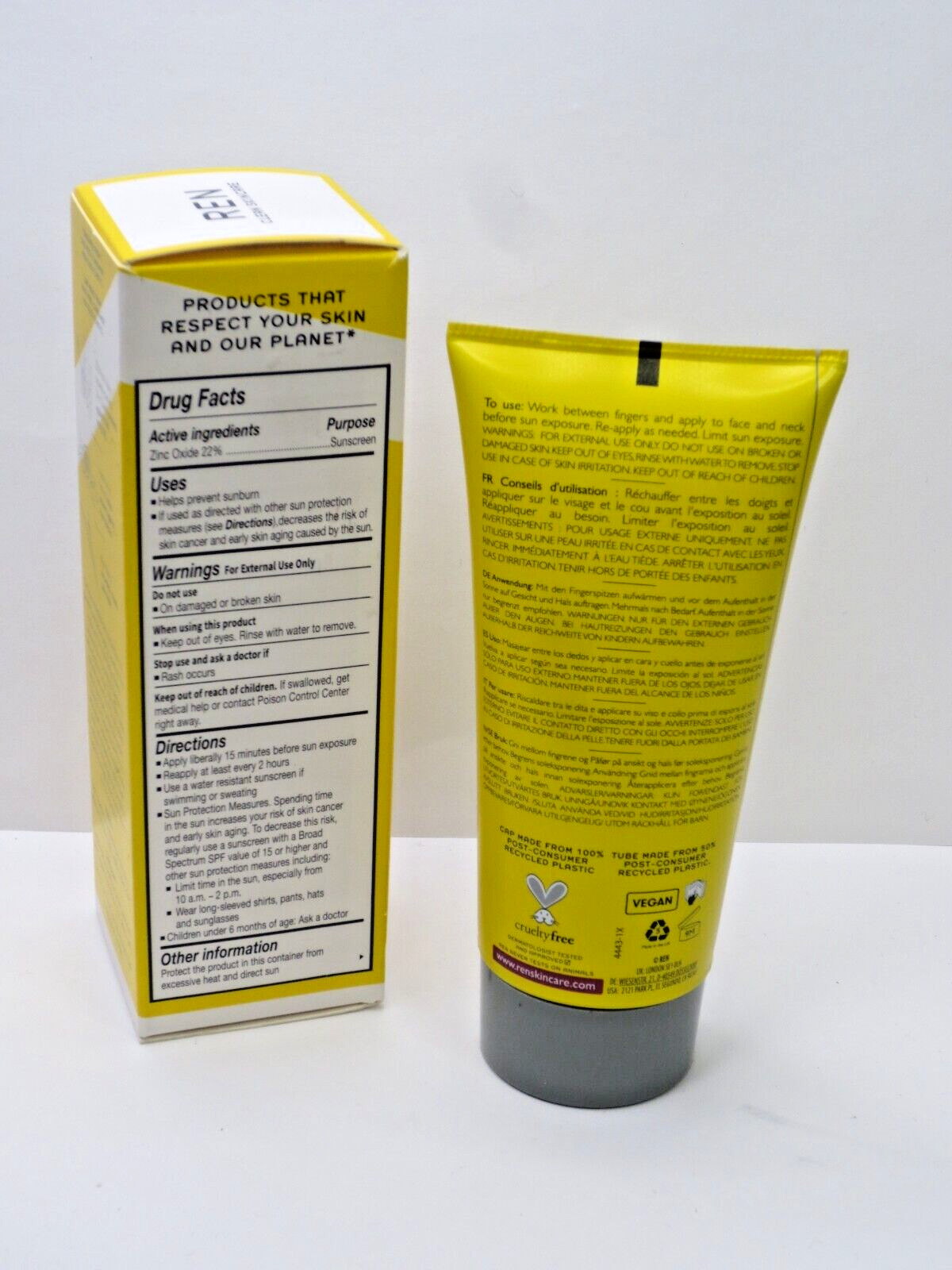 REN CLEAN SCREEN MINERAL SPF 30 MATTIFYING FACE SUNSCREEN 1.7 OZ BOXED (LOT 5)