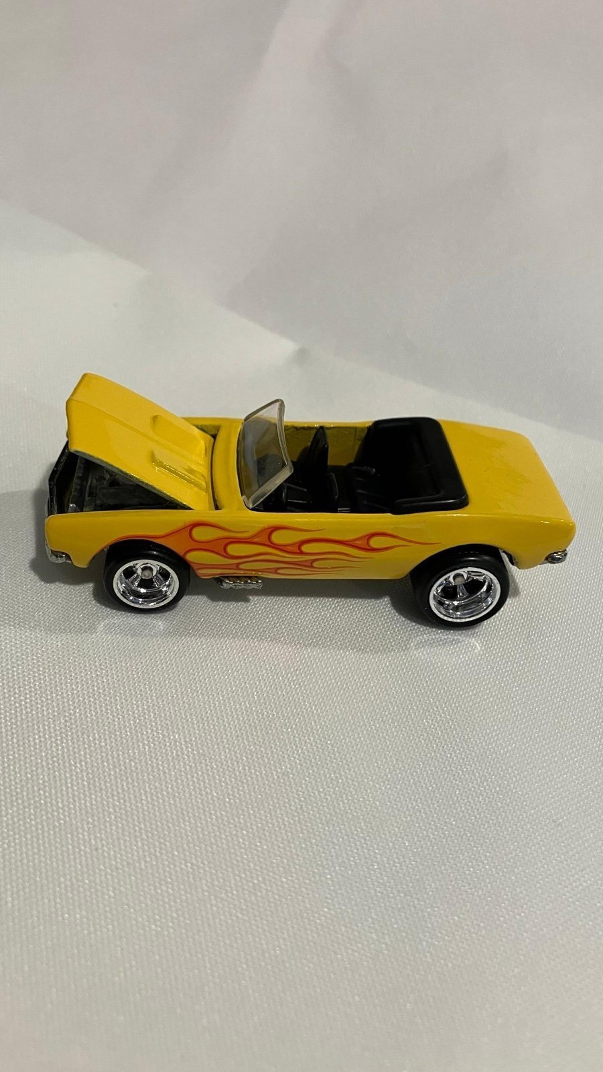 Vintage Hot Wheels 1967 Camaro Convertible {{{Yellow W/Flames}}} From 1982