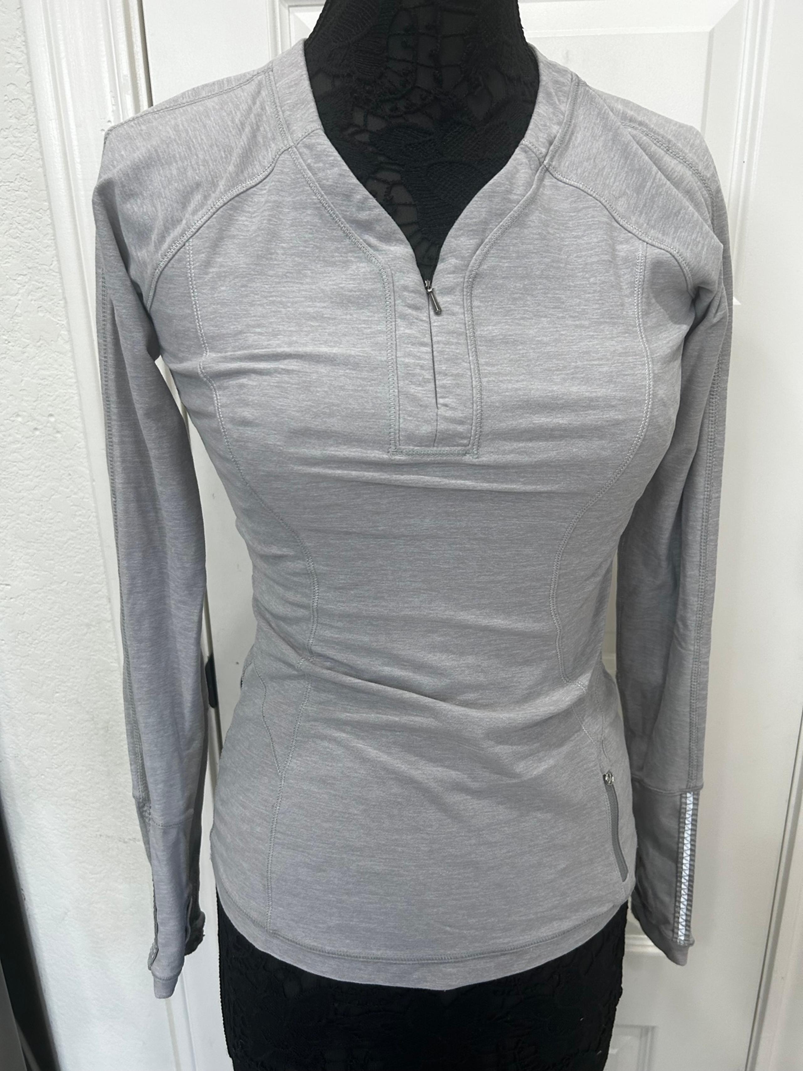 LULULEMON GRAY REFLECTIVE RUNNING PULLOVER TOP JACKET SIZE 4