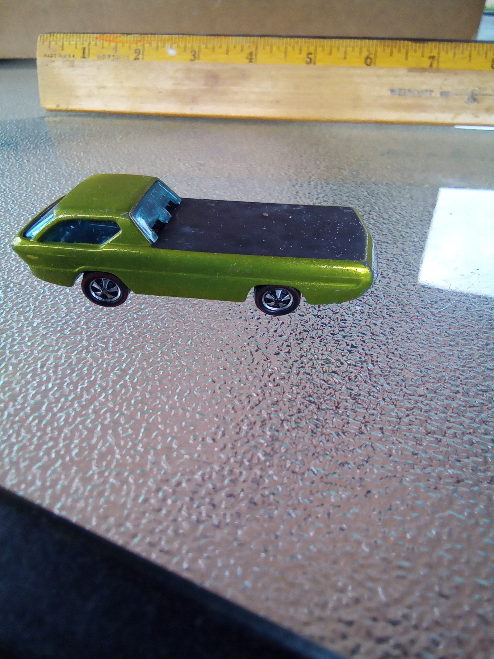 HOT WHEELS 1967 REDLINE DEORA METALLIC GREEN BLACK INTERIOR