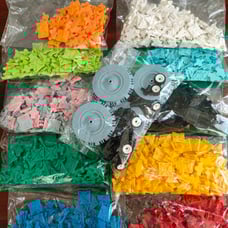 LaQ approximately 1500 pieces + tire set