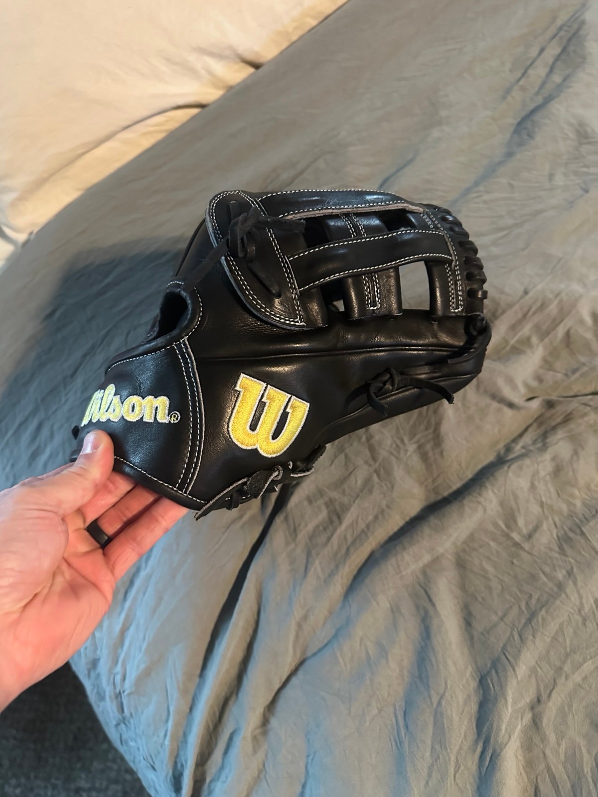 Wilson A2000