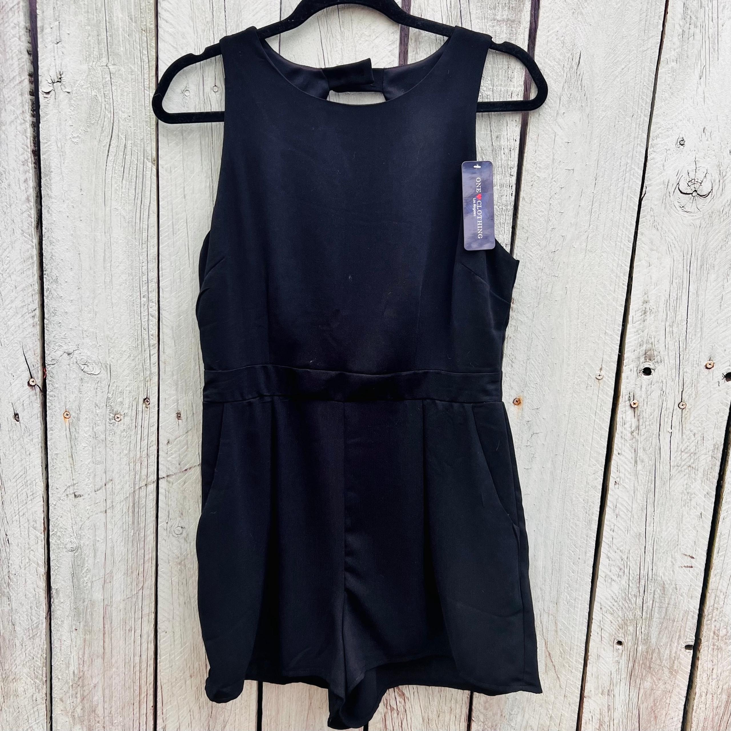 NWT One Clothing Black Sleeveless Romper _ L