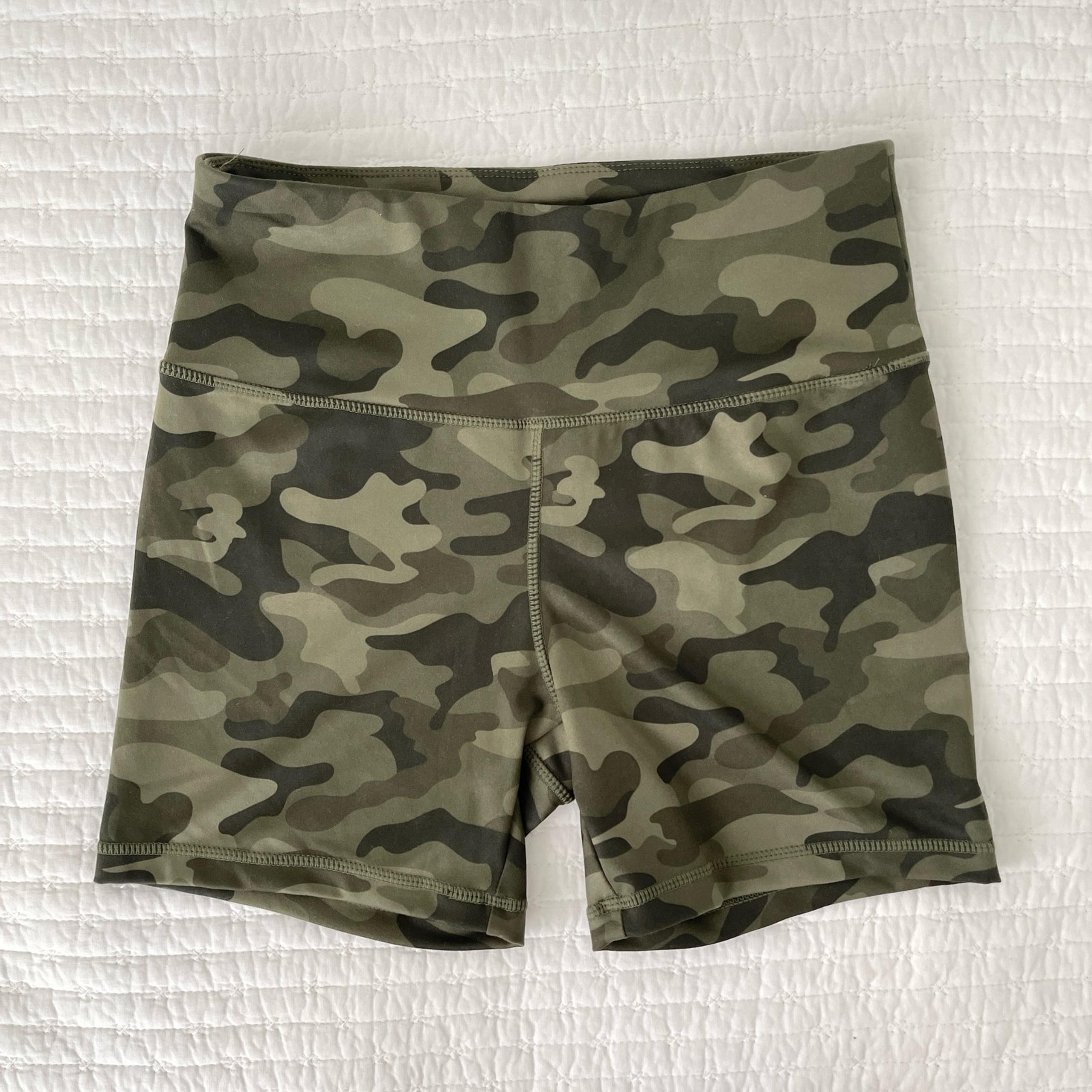 New Jockey 5' Women's Camo Print Spandex Biker Shorts in Army Green Size S