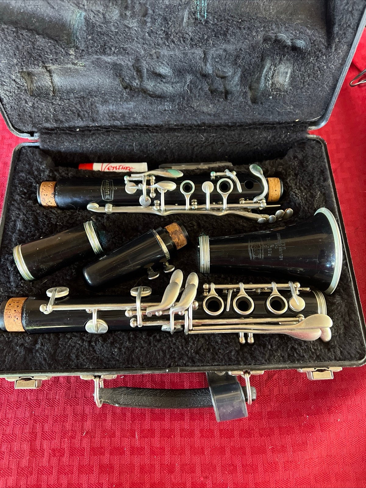 The Selmer Company Bundy Resonite Clarinet