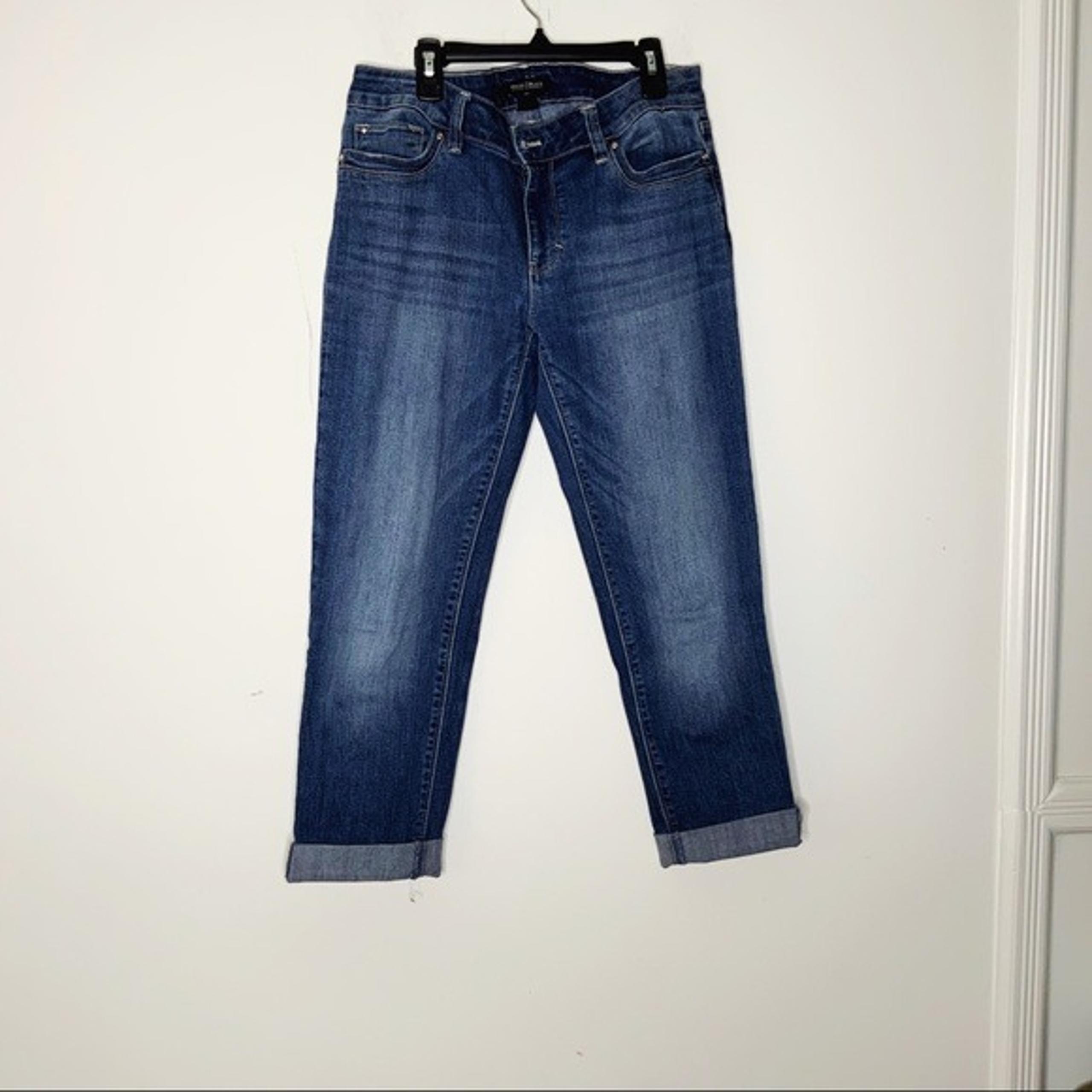WHITE HOUSE BLACK MARKET cropped jeans