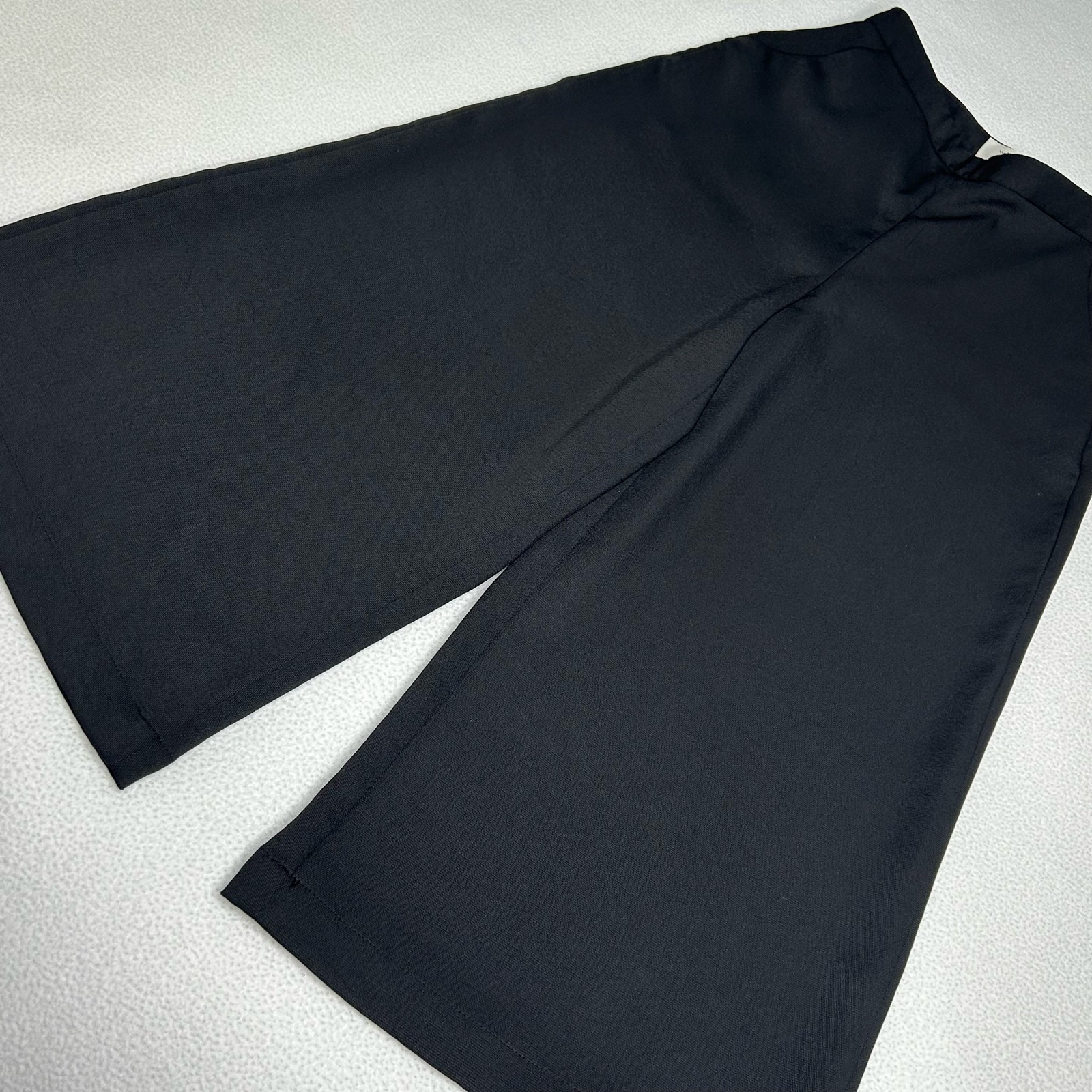 Aritzia Wilfred Women's Size 2 Lalemant Wide Leg Cropped Culotte Pant Black