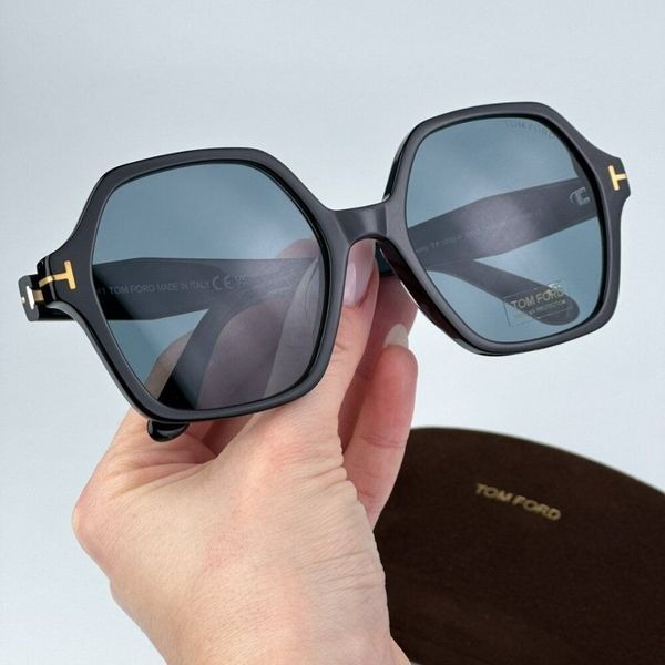 Tom Ford FT1032-F ROMY 01A BRAND NEW Sunglasses Black Blue Square Oversized