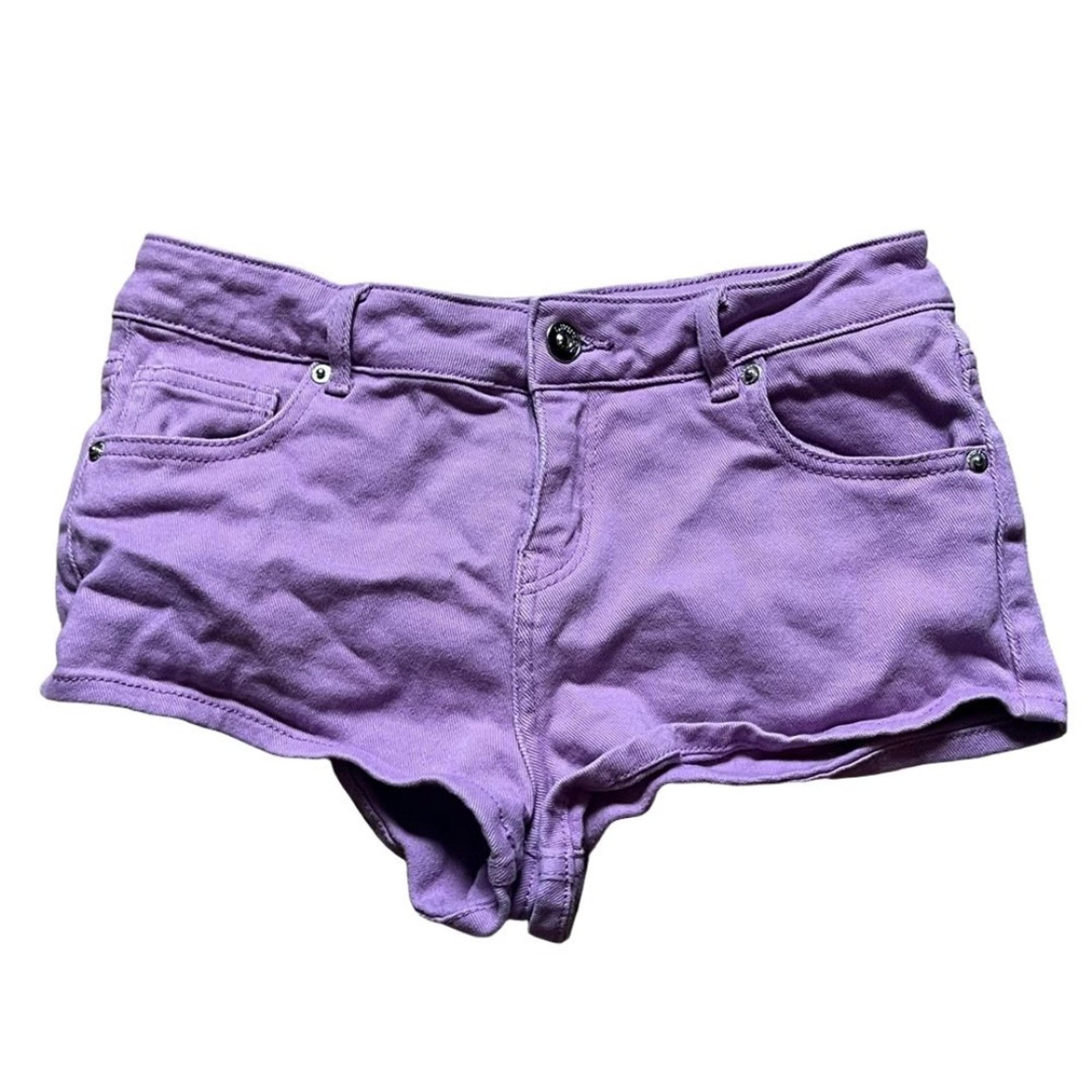 Divided Women’s Size 2 Purple Denim Shorts