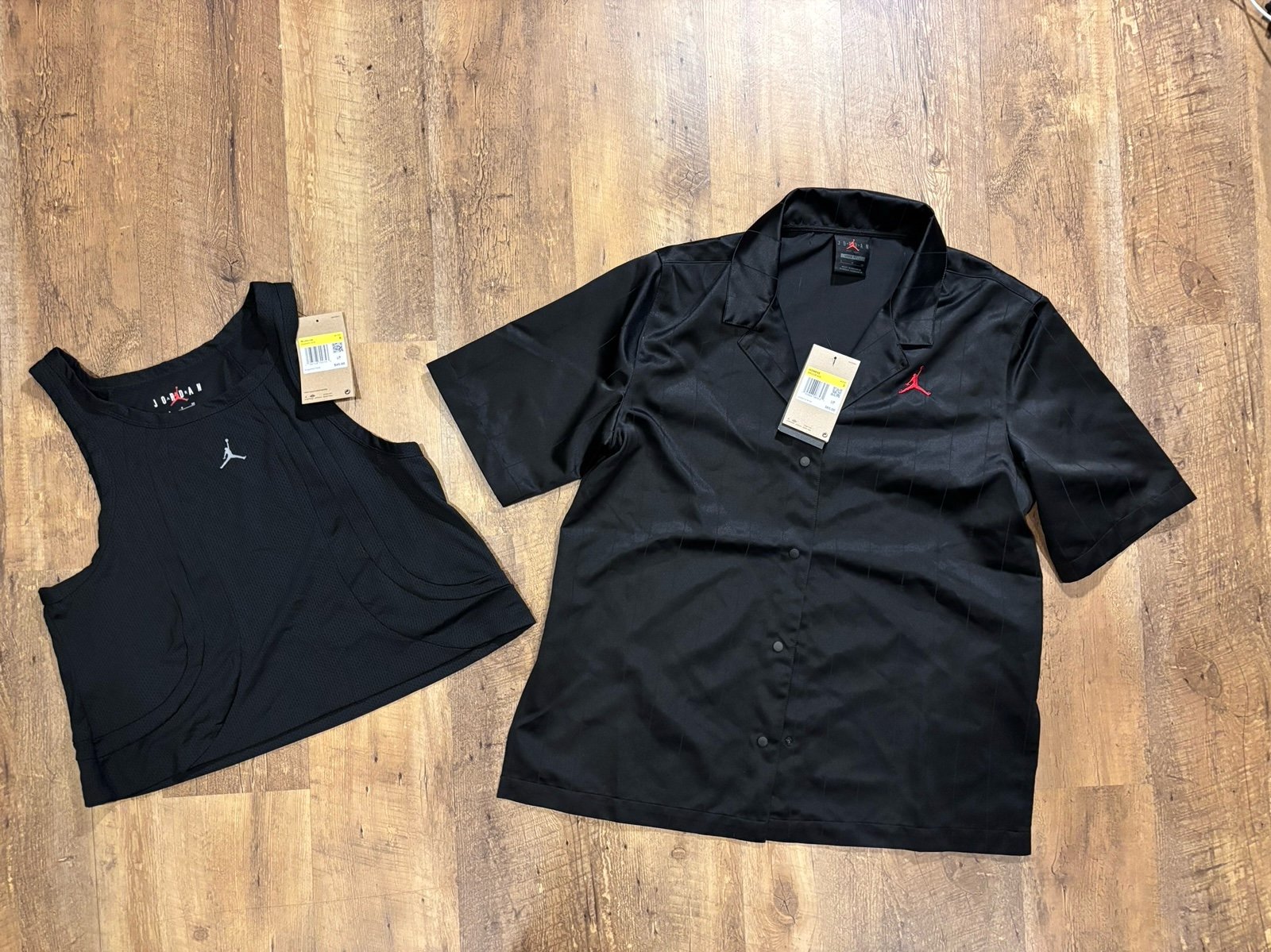 Jordan women’s small bundle NWT