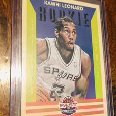 Kawhi Leonard Rookie Card near mint