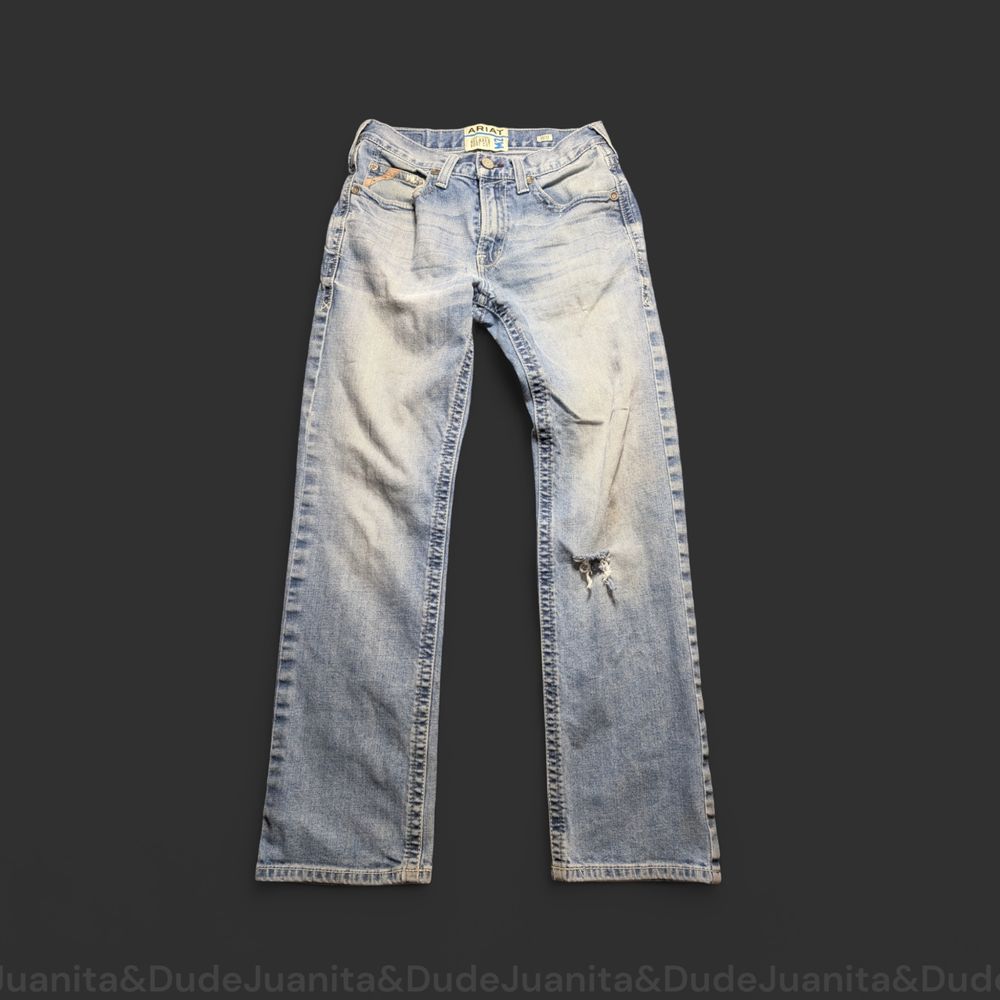 Ariat Men_s M2 30x32 Relaxed Boot Cut Jeans Medium Wash Denim Casual Wear