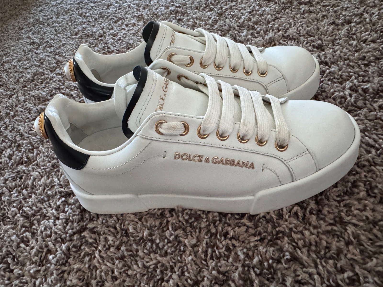 D&G sneakers