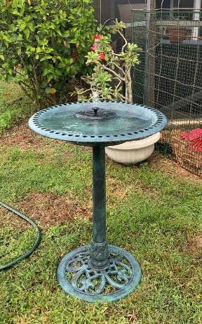 28 Height Pedestal Pet Bath Outdoor Garden Decor Vintage Yard Art Pet Bath- NEW