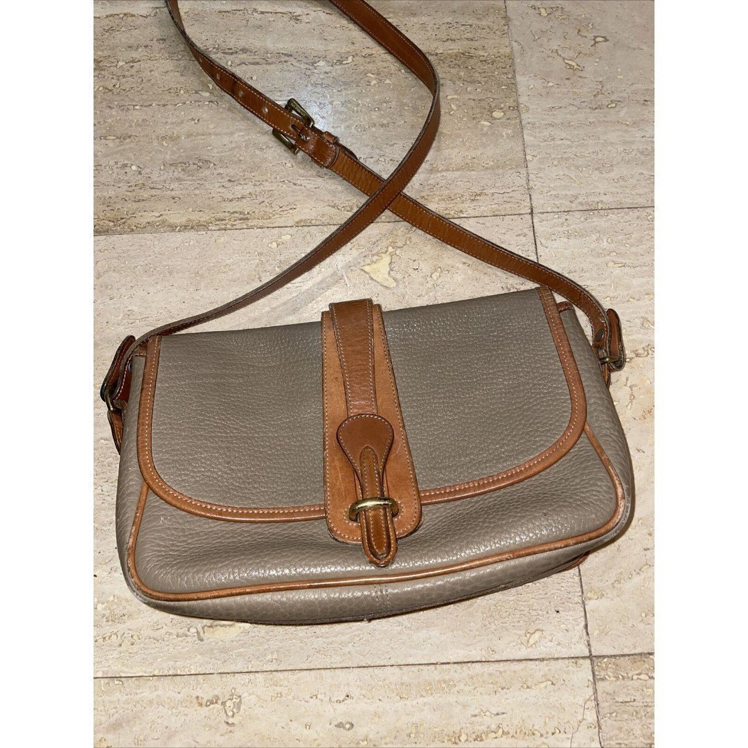 Dooney Bourke Vintage Crossbody Adjustable Bag Women Leather Handbags
