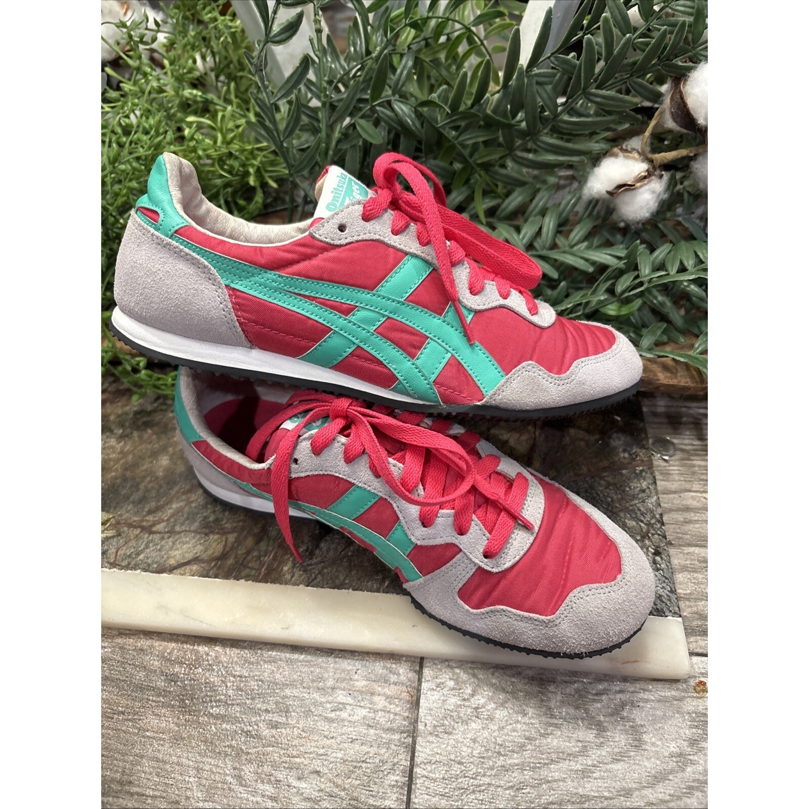 how to clean onitsuka tiger serrano