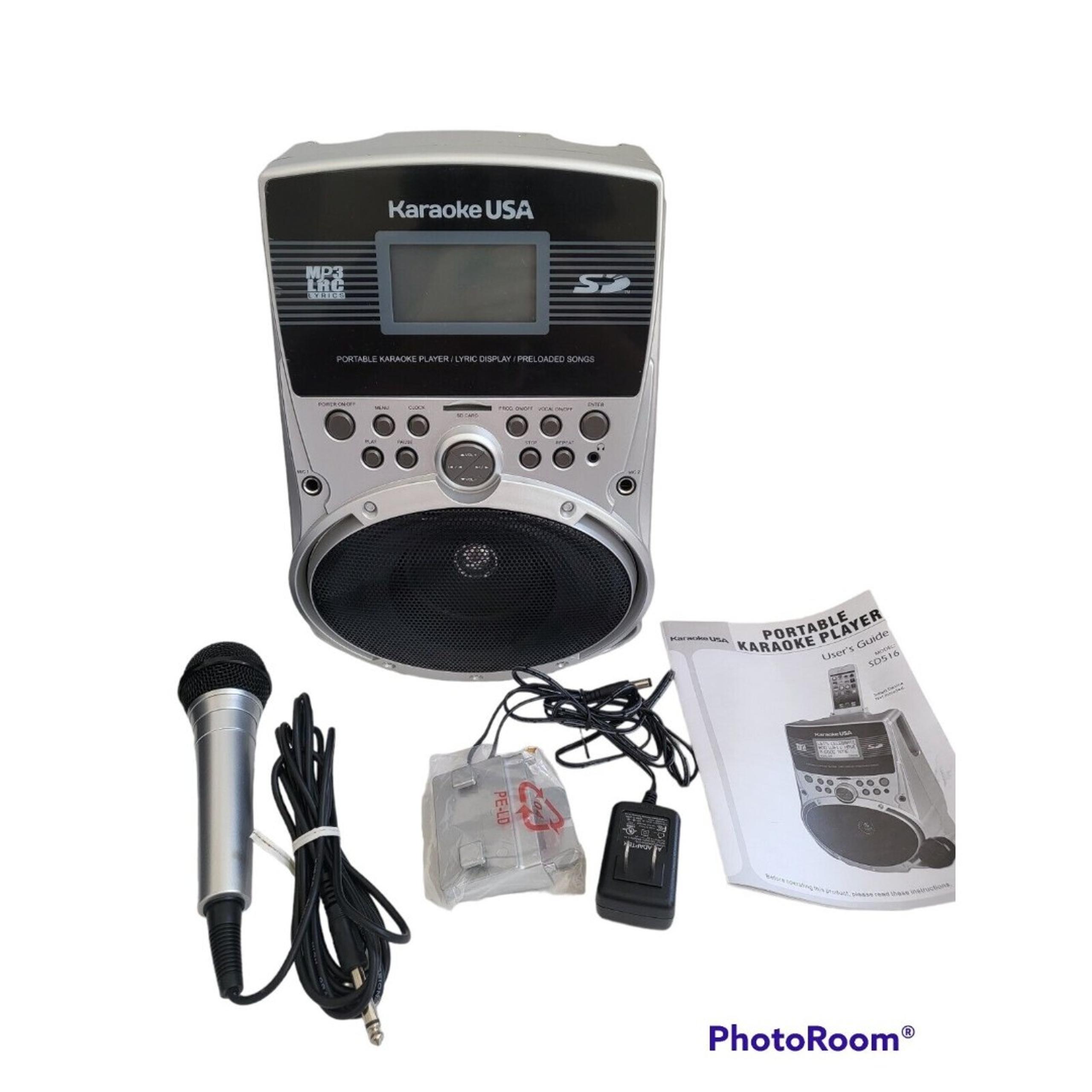 Karaoke USA SD516 MP3 portable Karaoke Machine tested working