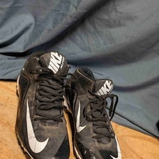 Nike Alpha Black White Swoosh Logo Lace Up Football Cleats US 9.5 UK 8.5 EUR 43
