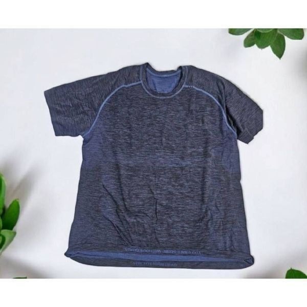 Lululemon Mens XL Navy Blue Short Sleeve Vent Tech